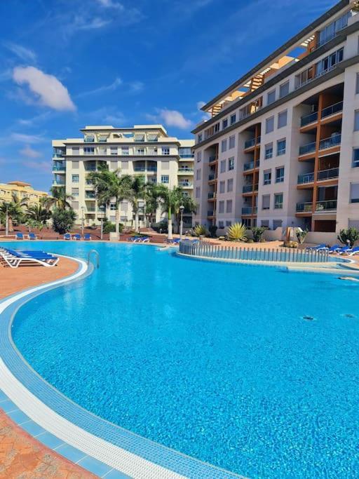 Homely Apt In Modern Building With Pool ซานมิเกลเดียโบนา ภายนอก รูปภาพ