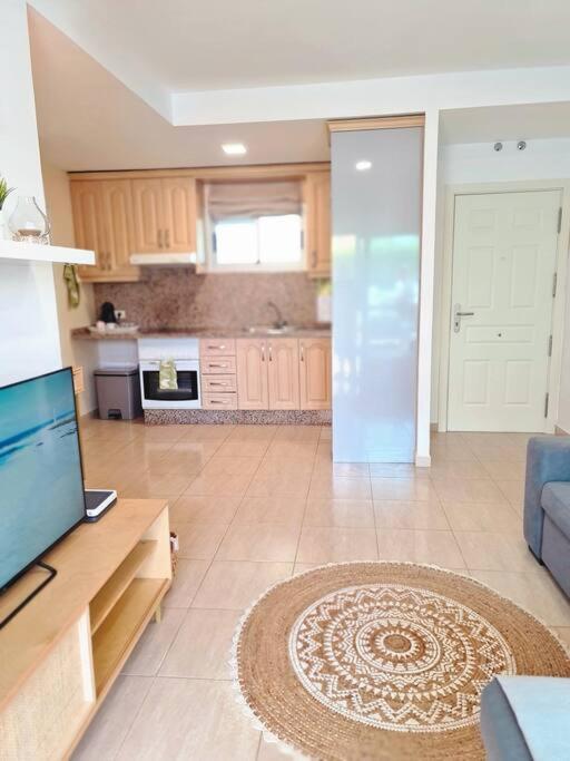 Homely Apt In Modern Building With Pool ซานมิเกลเดียโบนา ภายนอก รูปภาพ